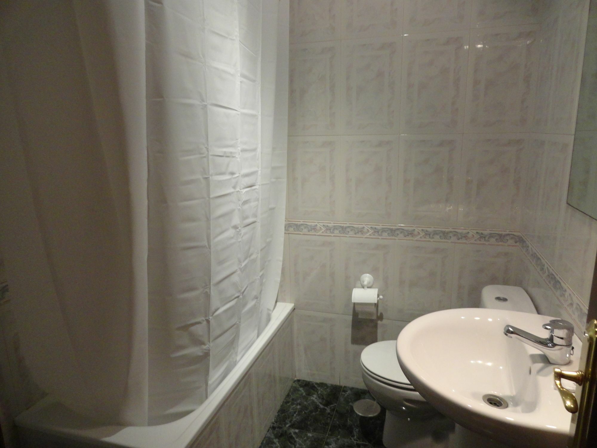 Alistana Guest house 2*